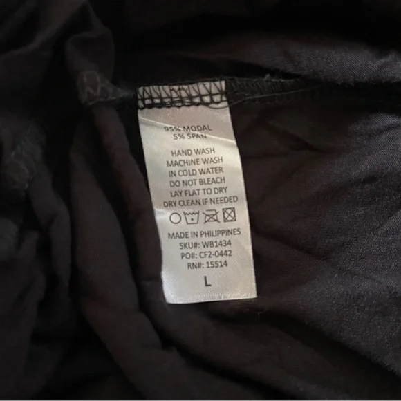 Women's Black Stretchy Maxi Skirt - Picture 4 of 6